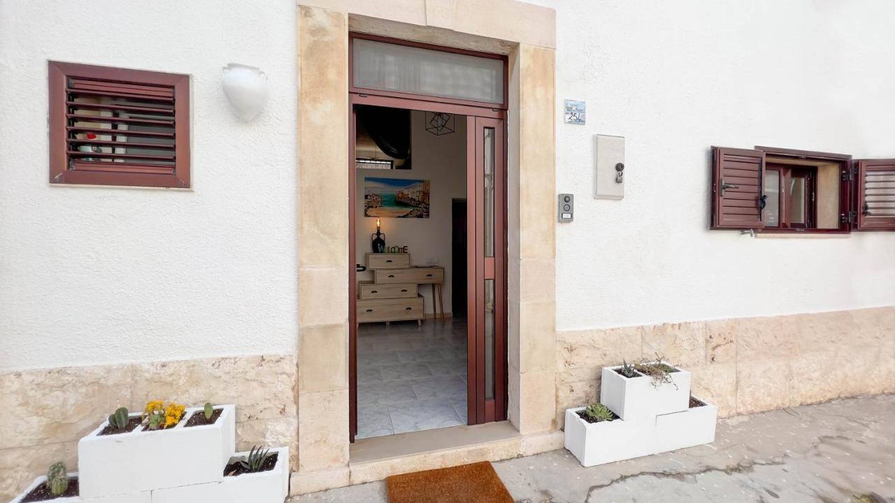 Apartamento Wepuglia - La Dimora Di Mara Polignano a Mare Exterior foto